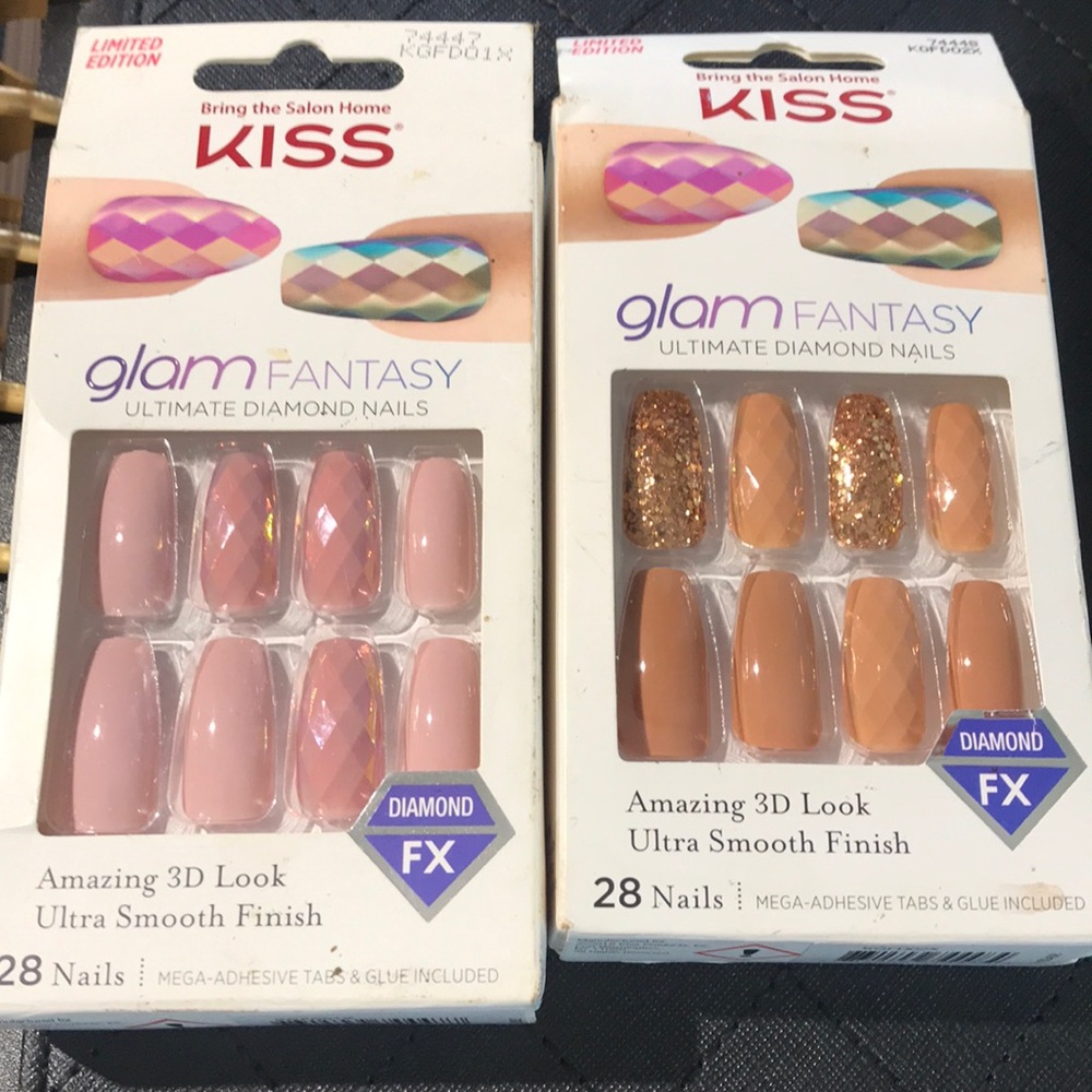 Kiss press on nails